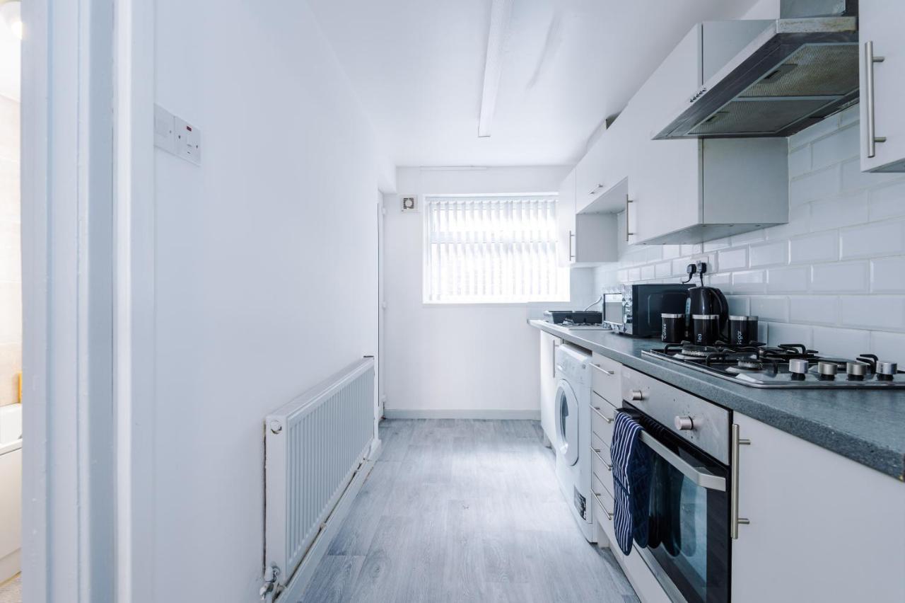 Snug Anfield House, Entire With Free Wifi & Netflix